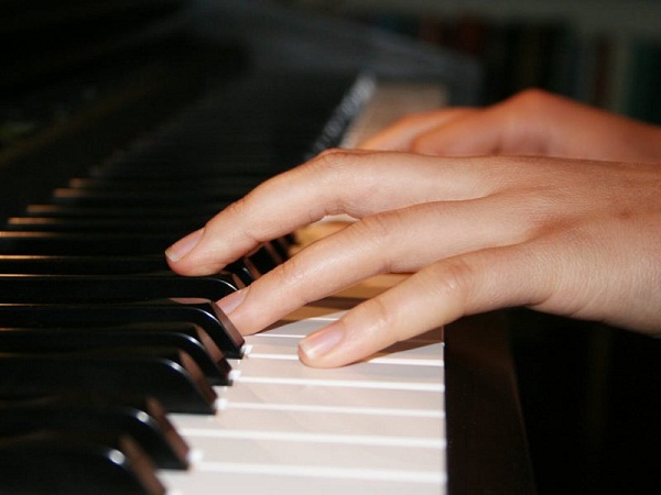 hoc dan piano
