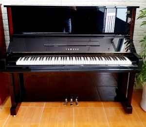 Đàn Piano Yamaha YU3C Kỷ Niệm 100 Năm Thương Hiệu Yamaha