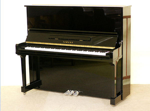 Sản phẩm đàn piano Yamaha U30bl tại pianoht.vn